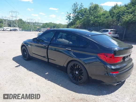 2011 BMW 5 Series 550i Gran Turismo xDrive с VIN WBASP4C57BC341817, выставлен на аукционе IAAI как лот 43082839 с пробегом 156 134 миль миль и . История ставок и продаж доступна на DreamBid. Изображение 3.