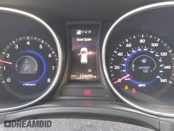 2016 Hyundai Santa Fe Premium с VIN KM8SNDHF2GU136655, выставлен на аукционе IAAI как лот 43224932 с пробегом 134 690 миль миль и . История ставок и продаж доступна на DreamBid. Изображение 7.