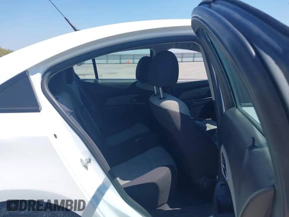 2014 Chevrolet Cruze LS with VIN 1G1PA5SH5E7181440, listed as a IAAI auction lot 42979140 with 94,939 mi miles and . Bid and sale history available at DreamBid. Image 8.