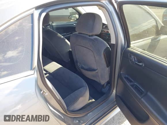 2009 Chevrolet Impala LS with VIN 2G1WB57K891106909, listed as a IAAI auction lot 43367424 with 155,384 mi miles and . Bid and sale history available at DreamBid. Image 8.