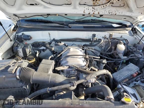 2001 Toyota Tundra Limited z VIN 5TBBT48151S140587, wystawiony jako Copart lot #64481115 z przebiegiem 247 510 mil mil oraz Szkoda całkowita • Salvage title. Historia ofert i sprzedaży dostępna na DreamBid. Obrazek 11.