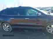 2009 Chevrolet Traverse LTZ z VIN 1GNER33D19S150882, wystawiony jako IAAI lot #41803912 z przebiegiem 156 229 mil mil oraz . Historia ofert i sprzedaży dostępna na DreamBid. Obrazek 13.