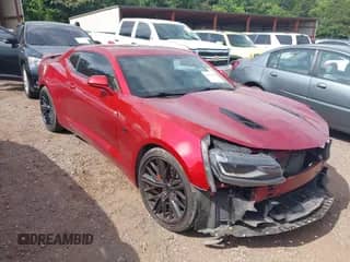 2017 Chevrolet Camaro 2SS с VIN 1G1FH1R79H0149178, выставлен на аукционе IAAI как лот 42475274 с пробегом 94 893 миль миль и . История ставок и продаж доступна на DreamBid. Изображение 1.