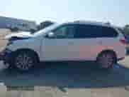 2013 Nissan Pathfinder SL with VIN 5N1AR2MM3DC613801, listed as a IAAI auction lot 42660710 with 218,872 mi miles and . Bid and sale history available at DreamBid. Image 14.