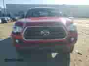 2023 Toyota Tacoma SR z VIN 3TMCZ5AN6PM567217, wystawiony jako Copart lot #89866325 z przebiegiem 4 835 mil mil oraz Czysty tytuł • Clean title. Historia ofert i sprzedaży dostępna na DreamBid. Obrazek 5.