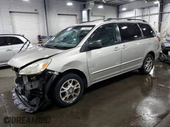 2005 Toyota Sienna LE with VIN 5TDBA23C55S042501, listed as a Copart auction lot 71744035 with 159,499 mi miles and Salvage title. Bid and sale history available at DreamBid. Image 1.