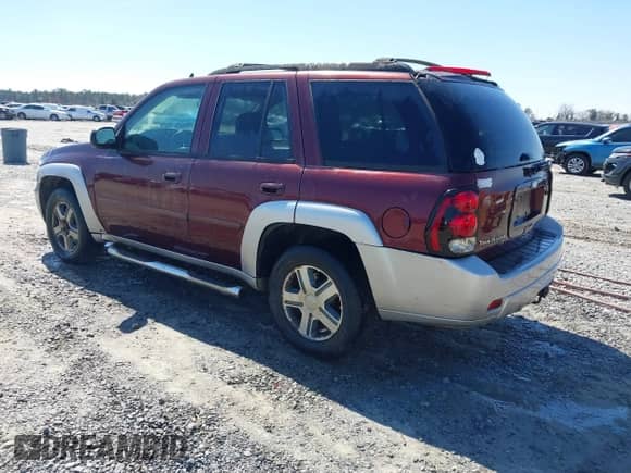 2006 Chevrolet TrailBlazer LT с VIN 1GNES13M262161488, выставлен на аукционе IAAI как лот 41774799 с пробегом 214 132 миль миль и . История ставок и продаж доступна на DreamBid. Изображение 3.