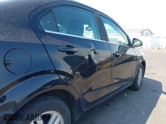 2012 Chevrolet Sonic LT с VIN 1G1JC5SHXC4194604, выставлен на аукционе IAAI как лот 43173120 с пробегом 200 428 миль миль и . История ставок и продаж доступна на DreamBid. Изображение 6.