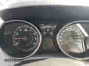 2013 Hyundai Elantra GLS z VIN 5NPDH4AEXDH174176, wystawiony jako Copart lot #81943075 z przebiegiem 209 044 mil mil oraz Czysty tytuł • Clean title. Historia ofert i sprzedaży dostępna na DreamBid. Obrazek 9.