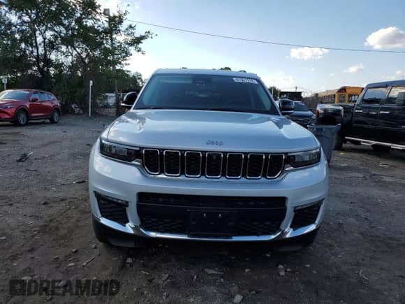 2023 Jeep Grand Cherokee Limited with VIN 1C4RJKBG4P8851353, listed as a Copart auction lot 81501715 with 20,924 mi miles and Salvage title. Bid and sale history available at DreamBid. Image 5.