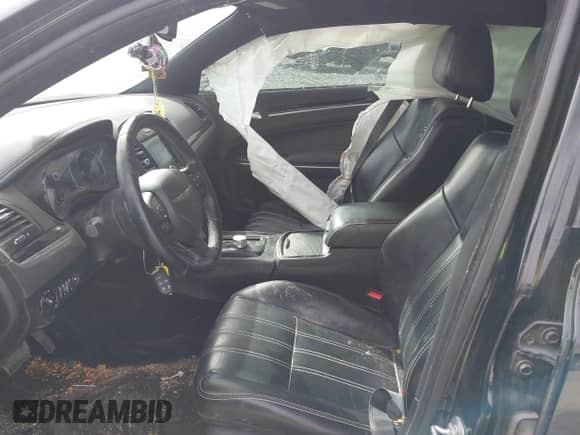 2017 Chrysler 300 S с VIN 2C3CCABG1HH538769, выставлен на аукционе IAAI как лот 41785044 с пробегом 136 111 миль миль и . История ставок и продаж доступна на DreamBid. Изображение 5.