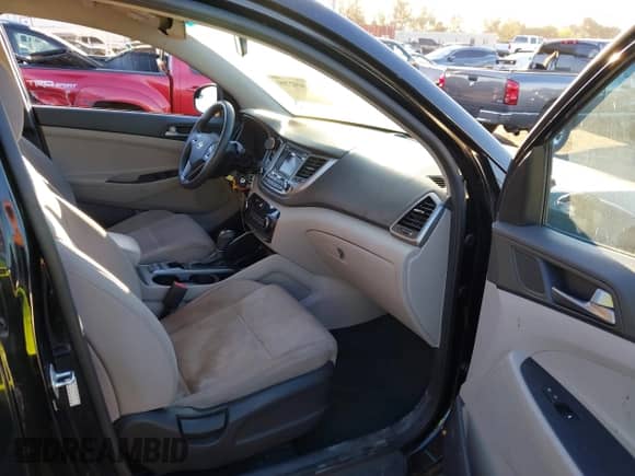 2016 Hyundai Tucson SE with VIN KM8J33A4XGU174252, listed as a IAAI auction lot 43492799 with 93,720 mi miles and . Bid and sale history available at DreamBid. Image 5.