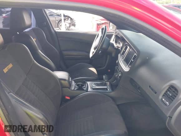 2017 Dodge Charger R/T z VIN 2C3CDXCT1HH544499, wystawiony jako IAAI lot #42458667 z przebiegiem 102 664 mil mil oraz . Historia ofert i sprzedaży dostępna na DreamBid. Obrazek 5.