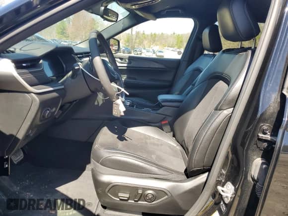 2024 Jeep Grand Cherokee Altitude with VIN 1C4RJKAG3R8517674, listed as a Copart auction lot 53291955 with Not provided miles and Clean title. Bid and sale history available at DreamBid. Image 7.