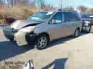 2005 Toyota Sienna XLE z VIN 5TDZA22CX5S385157, wystawiony jako IAAI lot #41622454 z przebiegiem 283 270 mil mil oraz . Historia ofert i sprzedaży dostępna na DreamBid. Obrazek 2.