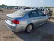 2009 BMW 3 Series 328i z VIN WBAPH77589NM46007, wystawiony jako IAAI lot #43559527 z przebiegiem Nie podano mil oraz . Historia ofert i sprzedaży dostępna na DreamBid. Obrazek 4.