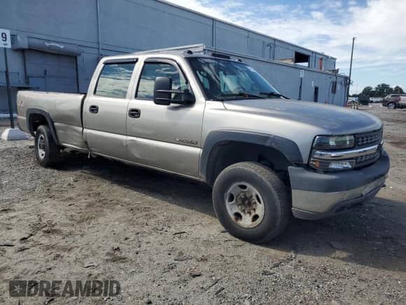 2002 Chevrolet Silverado 2500HD LS с VIN 1GCHK23U32F238447, выставлен на аукционе Copart как лот 84182575 с пробегом 368 947 миль миль и Списание • Salvage title. История ставок и продаж доступна на DreamBid. Изображение 4.