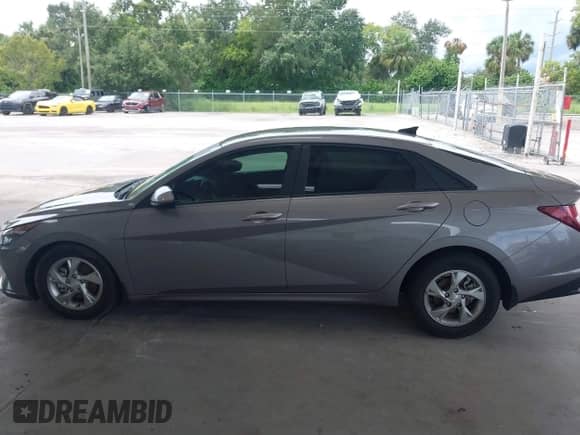 2023 Hyundai Elantra SE с VIN KMHLL4AG0PU583160, выставлен на аукционе IAAI как лот 43172814 с пробегом 41 341 миль миль и . История ставок и продаж доступна на DreamBid. Изображение 14.