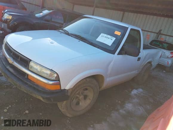2003 Chevrolet S-10 LS с VIN 1GCCS14H738246577, выставлен на аукционе IAAI как лот 41305078 с пробегом 179 437 миль миль и . История ставок и продаж доступна на DreamBid. Изображение 17.