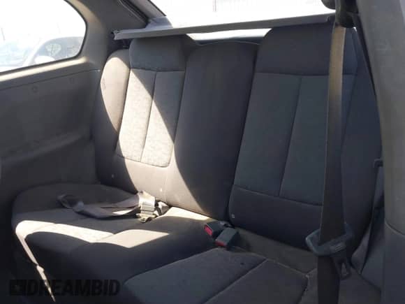 2005 Hyundai Accent GLS z VIN KMHCG35C25U348410, wystawiony jako IAAI lot #41729780 z przebiegiem 166 216 mil mil oraz . Historia ofert i sprzedaży dostępna na DreamBid. Obrazek 8.