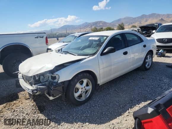 2004 Dodge Stratus SE with VIN 1B3EL36R34N278843, listed as a Copart auction lot 84216615 with 114,558 mi miles and Salvage title. Bid and sale history available at DreamBid. Image 1.