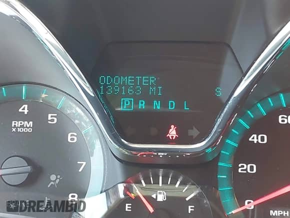 2016 Chevrolet Traverse LT z VIN 1GNKRHKD2GJ117698, wystawiony jako IAAI lot #43092846 z przebiegiem 139 163 mil mil oraz . Historia ofert i sprzedaży dostępna na DreamBid. Obrazek 15.