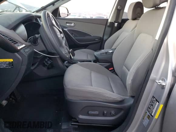 2018 Hyundai Santa Fe SE z VIN KM8SM4HF1JU269790, wystawiony jako Copart lot #81136895 z przebiegiem 51 223 mil mil oraz Szkoda całkowita • Salvage title. Historia ofert i sprzedaży dostępna na DreamBid. Obrazek 7.