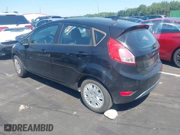 2016 Ford Fiesta S z VIN 3FADP4TJ6GM141872, wystawiony jako IAAI lot #43140520 z przebiegiem 169 678 mil mil oraz . Historia ofert i sprzedaży dostępna na DreamBid. Obrazek 3.