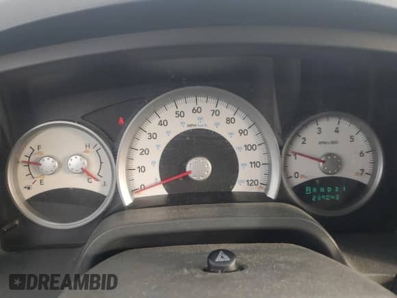 2007 Dodge Dakota SLT с VIN 1D7HW42P67S103740, выставлен на аукционе Copart как лот 42801165 с пробегом 239 043 миль миль и Списание • Salvage title. История ставок и продаж доступна на DreamBid. Изображение 9.