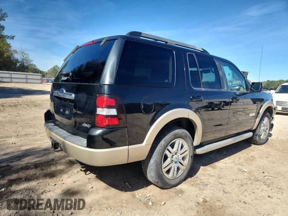 2008 Ford Explorer Eddie Bauer z VIN 1FMEU74E98UA97806, wystawiony jako Copart lot #87465715 z przebiegiem 187 772 mil mil oraz Szkoda całkowita • Salvage title. Historia ofert i sprzedaży dostępna na DreamBid. Obrazek 3.