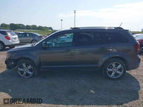 2017 Dodge Journey Crossroad Plus with VIN 3C4PDCGG4HT613518, listed as a IAAI auction lot 42972322 with 137,365 mi miles and . Bid and sale history available at DreamBid. Image 15.