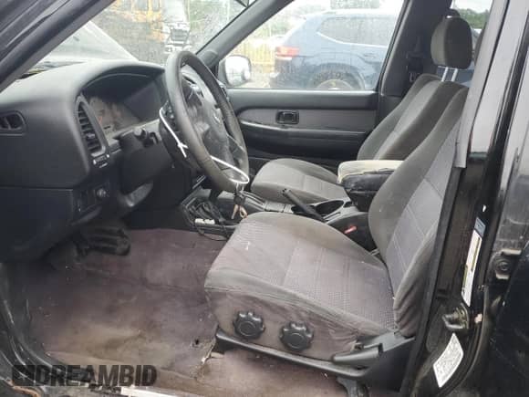 2004 Nissan Pathfinder SE z VIN JN8DR09Y94W920605, wystawiony jako Copart lot #69293925 z przebiegiem 205 341 mil mil oraz Szkoda całkowita • Salvage title. Historia ofert i sprzedaży dostępna na DreamBid. Obrazek 7.