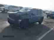 2017 Jeep Renegade Latitude z VIN ZACCJABB3HPF71731, wystawiony jako IAAI lot #41458308 z przebiegiem 110 186 mil mil oraz . Historia ofert i sprzedaży dostępna na DreamBid. Obrazek 19.