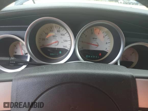 2005 Dodge Magnum SE with VIN 2D4FV48V45H555512, listed as a Copart auction lot 72642264 with 88,271 mi miles and Salvage title. Bid and sale history available at DreamBid. Image 9.