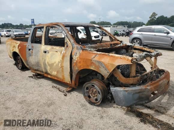 2023 Ram 1500 Tradesman z VIN 1C6RR7FG9PS531388, wystawiony jako Copart lot #70740475 z przebiegiem Nie podano mil oraz Nie do naprawy • Non repairable. Historia ofert i sprzedaży dostępna na DreamBid. Obrazek 4.