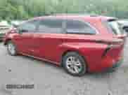 2025 Toyota Sienna XLE z VIN 5TDJSKFC9SS161197, wystawiony jako Copart lot #65687495 z przebiegiem 9 631 mil mil oraz Szkoda całkowita • Salvage title. Historia ofert i sprzedaży dostępna na DreamBid. Obrazek 2.