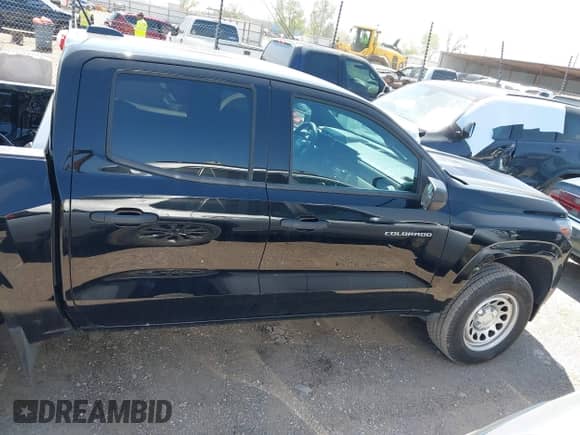 2024 Chevrolet Colorado 4WD Work Truck with VIN 1GCGTBEC1R1126055, listed as a IAAI auction lot 41801445 with 20,218 mi miles and . Bid and sale history available at DreamBid. Image 14.