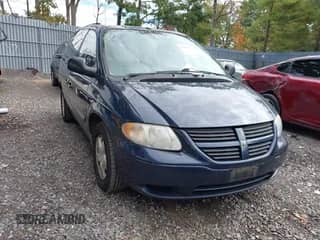 2007 Dodge Caravan SXT z VIN 1D4GP45R57B204755, wystawiony jako IAAI lot #43420556 z przebiegiem 130 318 mil mil oraz . Historia ofert i sprzedaży dostępna na DreamBid. Obrazek 1.