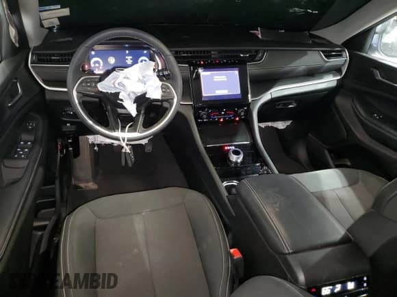 2023 Jeep Grand Cherokee Altitude X z VIN 1C4RJKAG0P8841808, wystawiony jako Copart lot #84775265 z przebiegiem 22 941 mil mil oraz Szkoda całkowita • Salvage title. Historia ofert i sprzedaży dostępna na DreamBid. Obrazek 8.