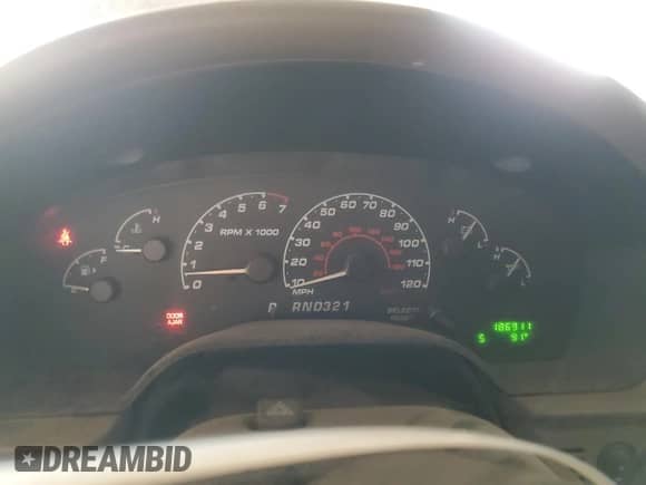 2002 Ford Explorer XLT with VIN 1FMDU73W92UD65394, listed as a Copart auction lot 84193475 with 186,911 mi miles and Salvage title. Bid and sale history available at DreamBid. Image 9.