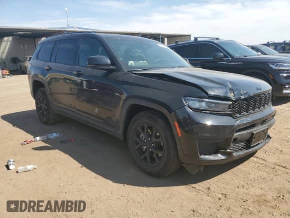 2024 Jeep Grand Cherokee Altitude z VIN 1C4RJKAG6R8522156, wystawiony jako Copart lot #67816955 z przebiegiem 11 244 mil mil oraz Szkoda całkowita • Salvage title. Historia ofert i sprzedaży dostępna na DreamBid. Obrazek 4.