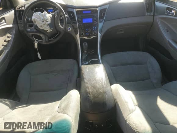 2013 Hyundai Sonata with VIN KMHEC4A47DA076543, listed as a Copart auction lot 87014355 with 169,929 mi miles and Salvage title. Bid and sale history available at DreamBid. Image 8.