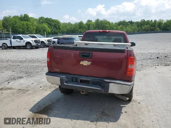 2009 Chevrolet Silverado 1500 LS z VIN 2GCEK19C691121541, wystawiony jako Copart lot #59566875 z przebiegiem 232 687 mil mil oraz Szkoda całkowita • Salvage title. Historia ofert i sprzedaży dostępna na DreamBid. Obrazek 6.