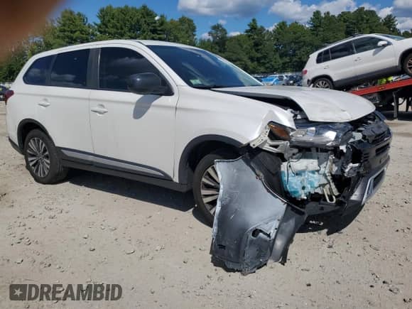 2020 Mitsubishi Outlander ES с VIN JA4AZ3A30LZ028041, выставлен на аукционе Copart как лот 70890665 с пробегом 113 045 миль миль и Списание • Salvage title. История ставок и продаж доступна на DreamBid. Изображение 4.