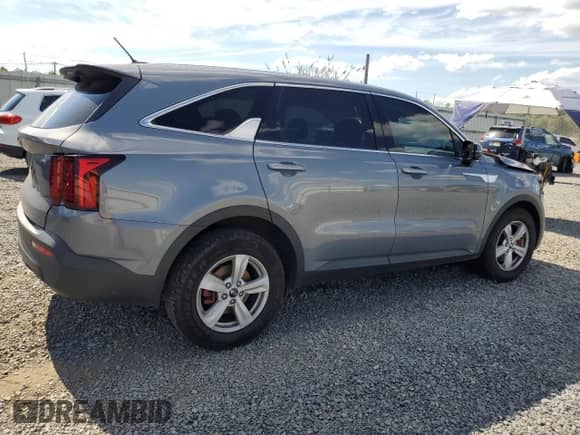 2021 Kia Sorento LX with VIN 5XYRG4LC6MG053396, listed as a Copart auction lot 70307175 with 123,367 mi miles and Salvage title. Bid and sale history available at DreamBid. Image 3.