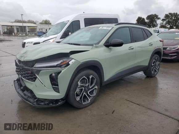 2024 Chevrolet Trax 2RS с VIN KL77LJE26RC160513, выставлен на аукционе Copart как лот 86171055 с пробегом 29 151 миль миль и Списание • Salvage title. История ставок и продаж доступна на DreamBid. Изображение 1.