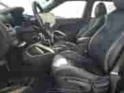 2017 Hyundai Veloster Turbo z VIN KMHTC6AEXHU308682, wystawiony jako Copart lot #85188235 z przebiegiem 87 135 mil mil oraz Nie do naprawy • Non repairable. Historia ofert i sprzedaży dostępna na DreamBid. Obrazek 7.