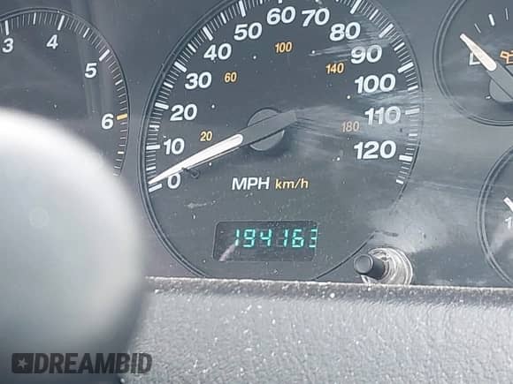 2004 Jeep Grand Cherokee Laredo with VIN 1J4GX48S34C213420, listed as a IAAI auction lot 42221769 with 194,163 mi miles and . Bid and sale history available at DreamBid. Image 14.