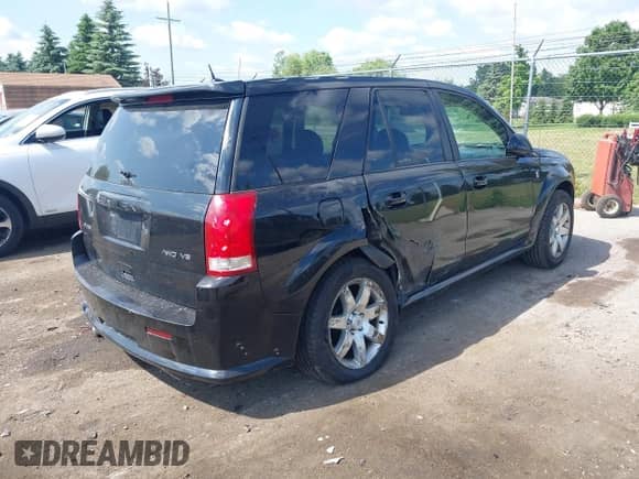 2005 Saturn VUE with VIN 5GZCZ63455S850995, listed as a IAAI auction lot 42472443 with 161,215 mi miles and . Bid and sale history available at DreamBid. Image 4.