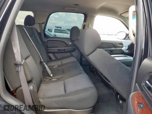 2010 Chevrolet Tahoe LS с VIN 1GNMCAE36AR193213, выставлен на аукционе Copart как лот 61922675 с пробегом 122 579 миль миль и Списание • Salvage title. История ставок и продаж доступна на DreamBid. Изображение 11.